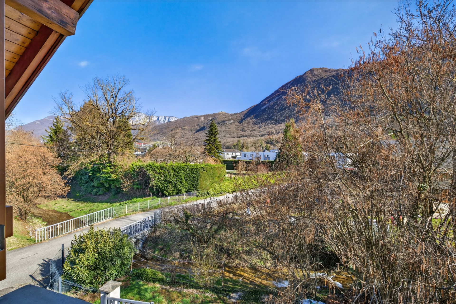 Maison à vendre, 195m², Challes-les-Eaux