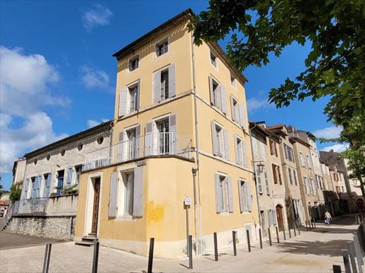 Maison 6 pièces 130 m² · à Cahors · 130 m² · 185 500 €