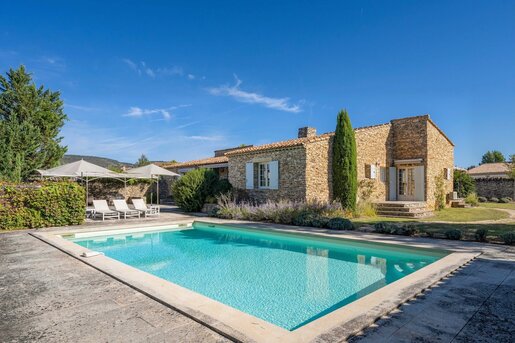 Maison 5 pièces 167 m² · à Gordes · 167 m² · 1 180 000 €