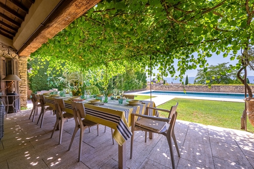 Cabrières-d'Avignon (Vaucluse) photo 3