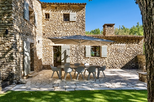 Gordes (Vaucluse) photo 2