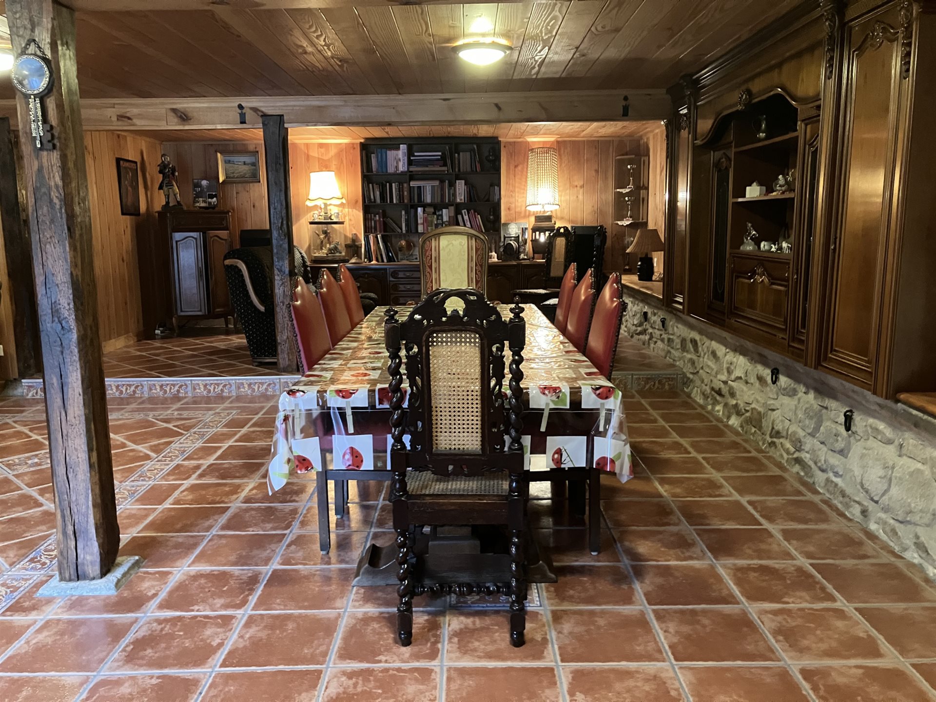 Maison à vendre, 142m², Gouttières