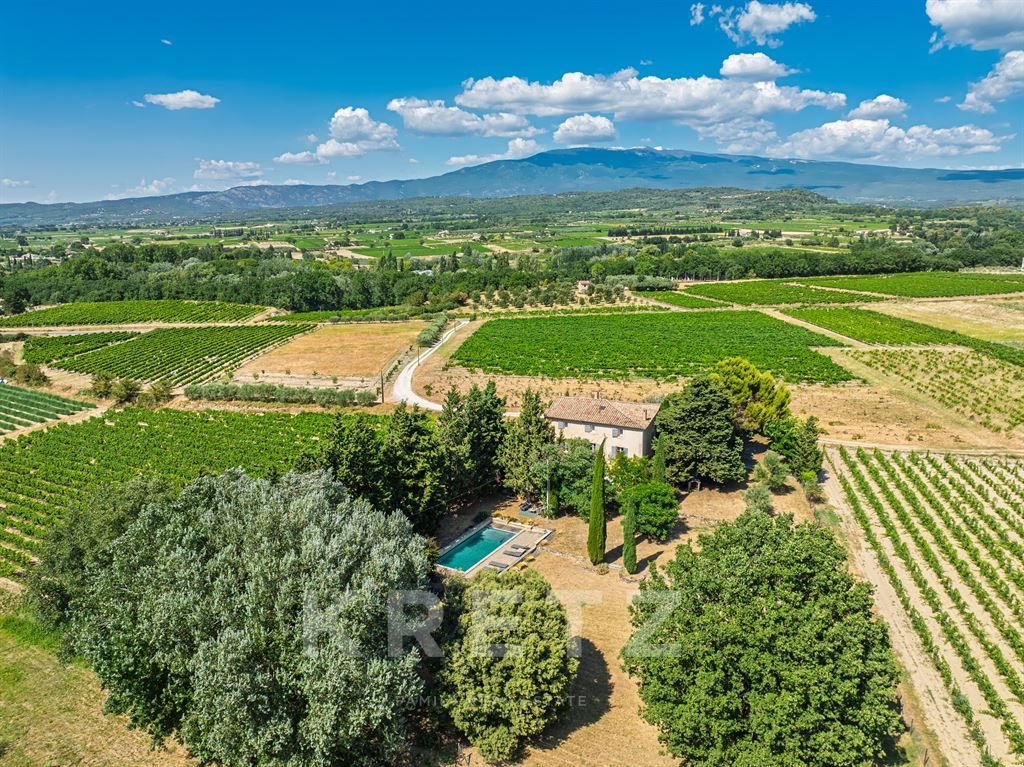Maison à vendre, 345m², Mazan