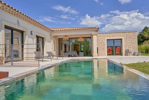 Maison 5 pièces 190 m² · à Chusclan · 190 m² · 695 000 €