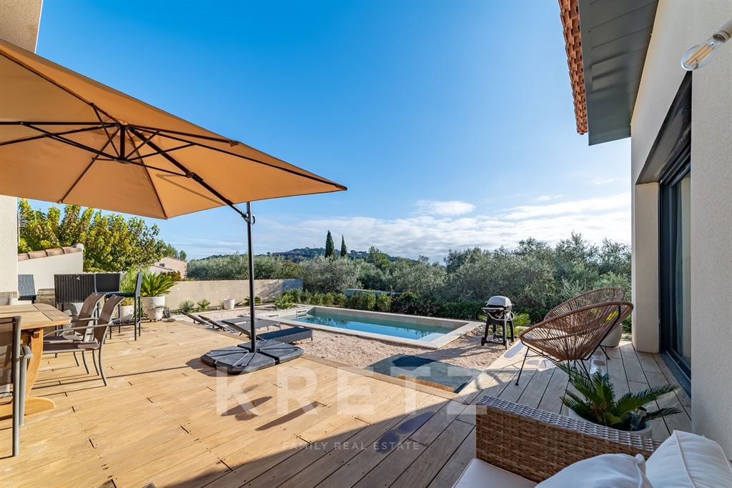 Maison à vendre, 170m², Chusclan