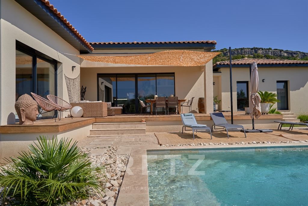 Maison à vendre, 170m², Chusclan