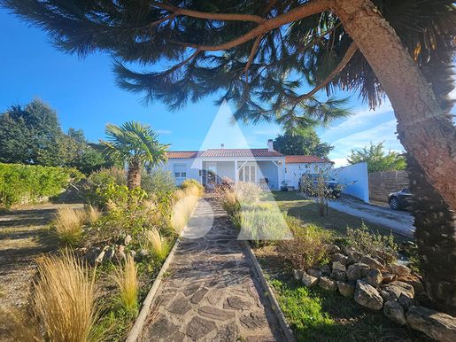 Maison 5 pièces 115 m² · à La Tremblade · 115 m² · 388 500 €