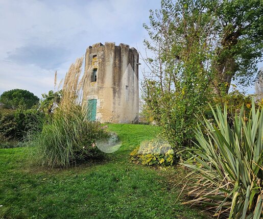 Maison 26 pièces 868 m² · à Arvert · 868 m² · 995 000 €