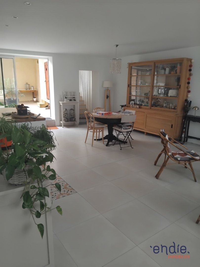 Maison à vendre, 177m², Azille