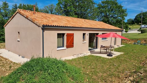 Maison 4 pièces 89 m² · à Saint-Martial-de-Valette · 89 m² · 232 000 €