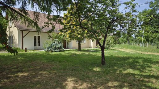 Maison 3 pièces 110 m² · à Bussière-Badil · 110 m² · 149 500 €