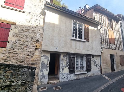 Maison 3 pièces 70 m² · à Nontron · 70 m² · 14 000 €