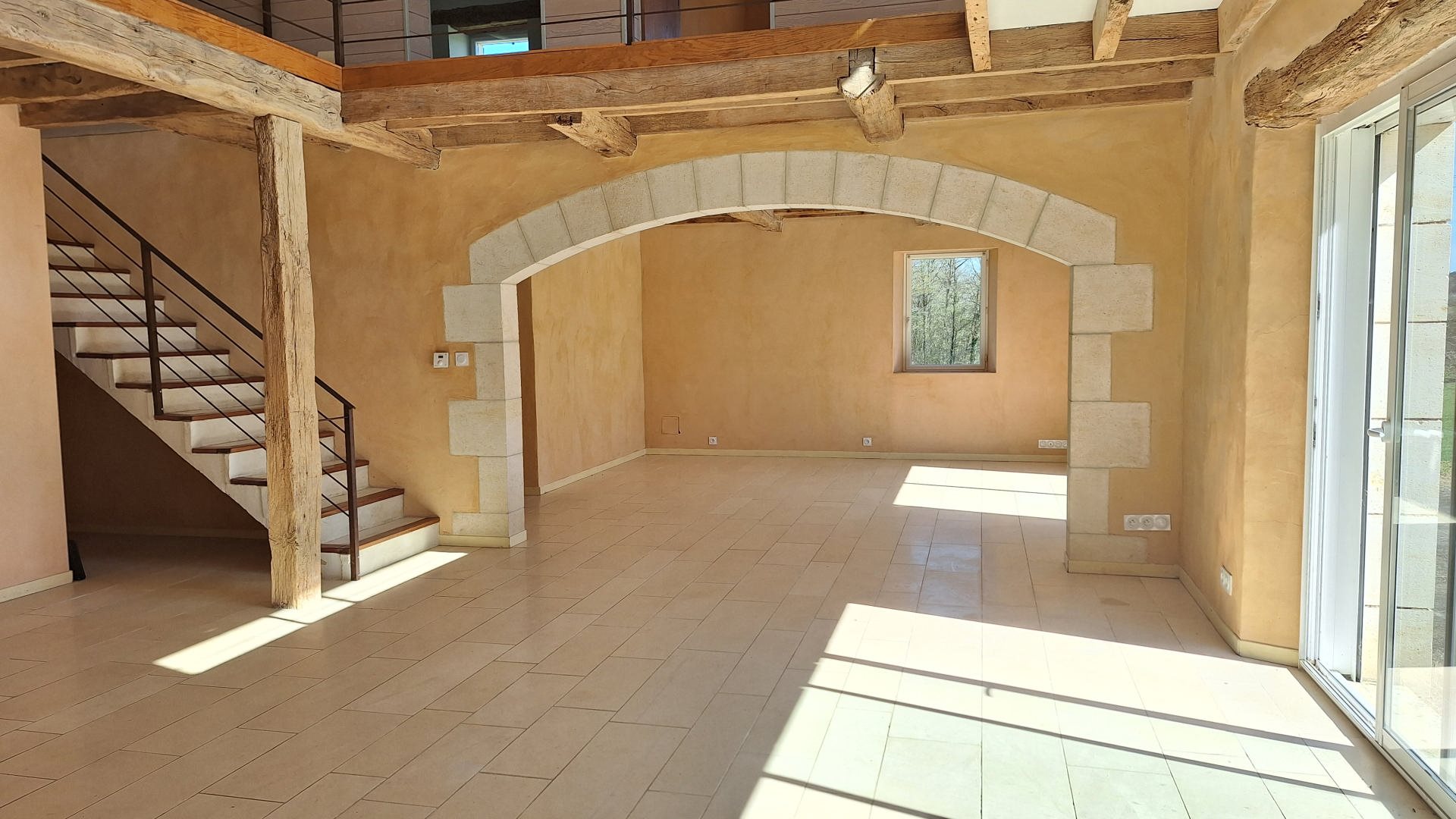 Maison à vendre, 185m², Saint-Front-la-Rivière