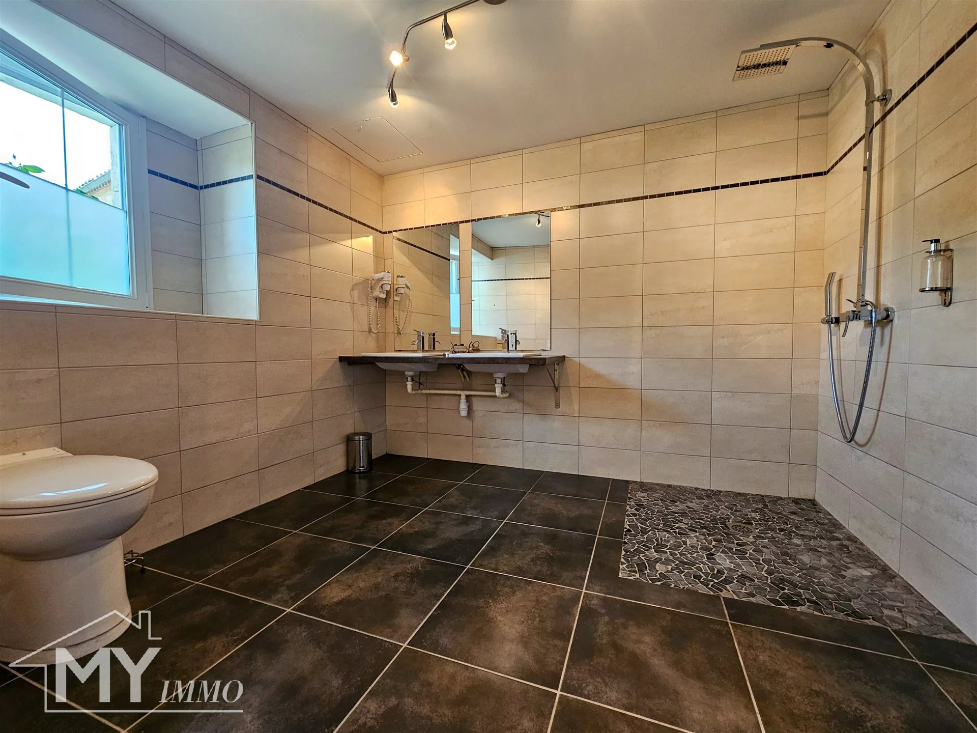 Maison à vendre, 660m², Les Lèves-et-Thoumeyragues