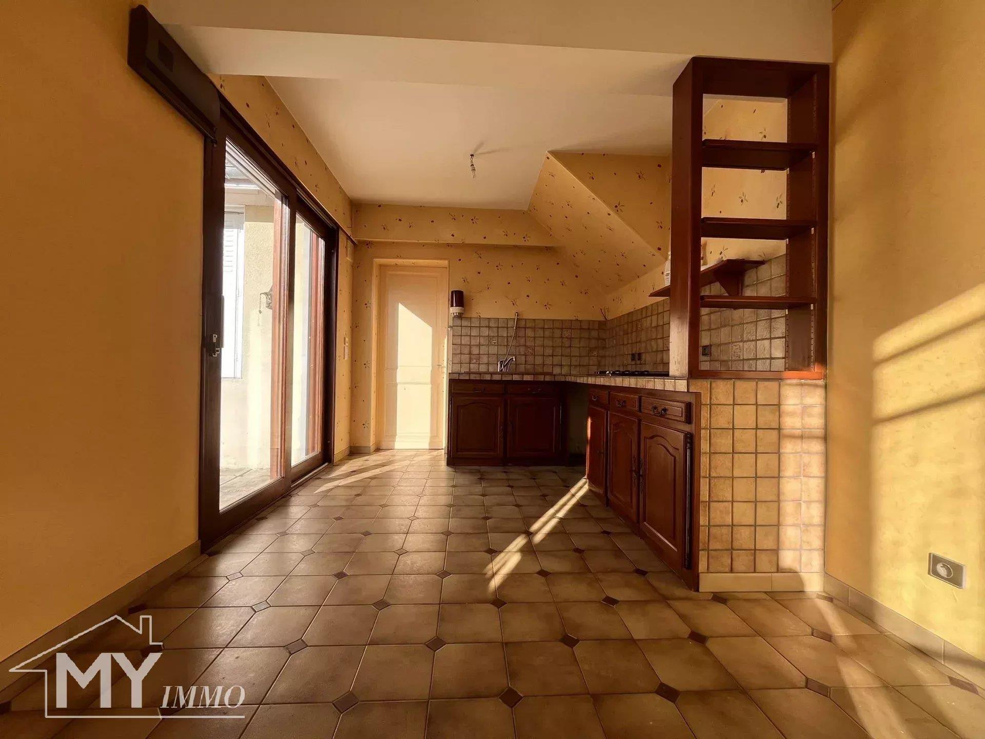 Maison à vendre, 183m², Montpon-Ménestérol