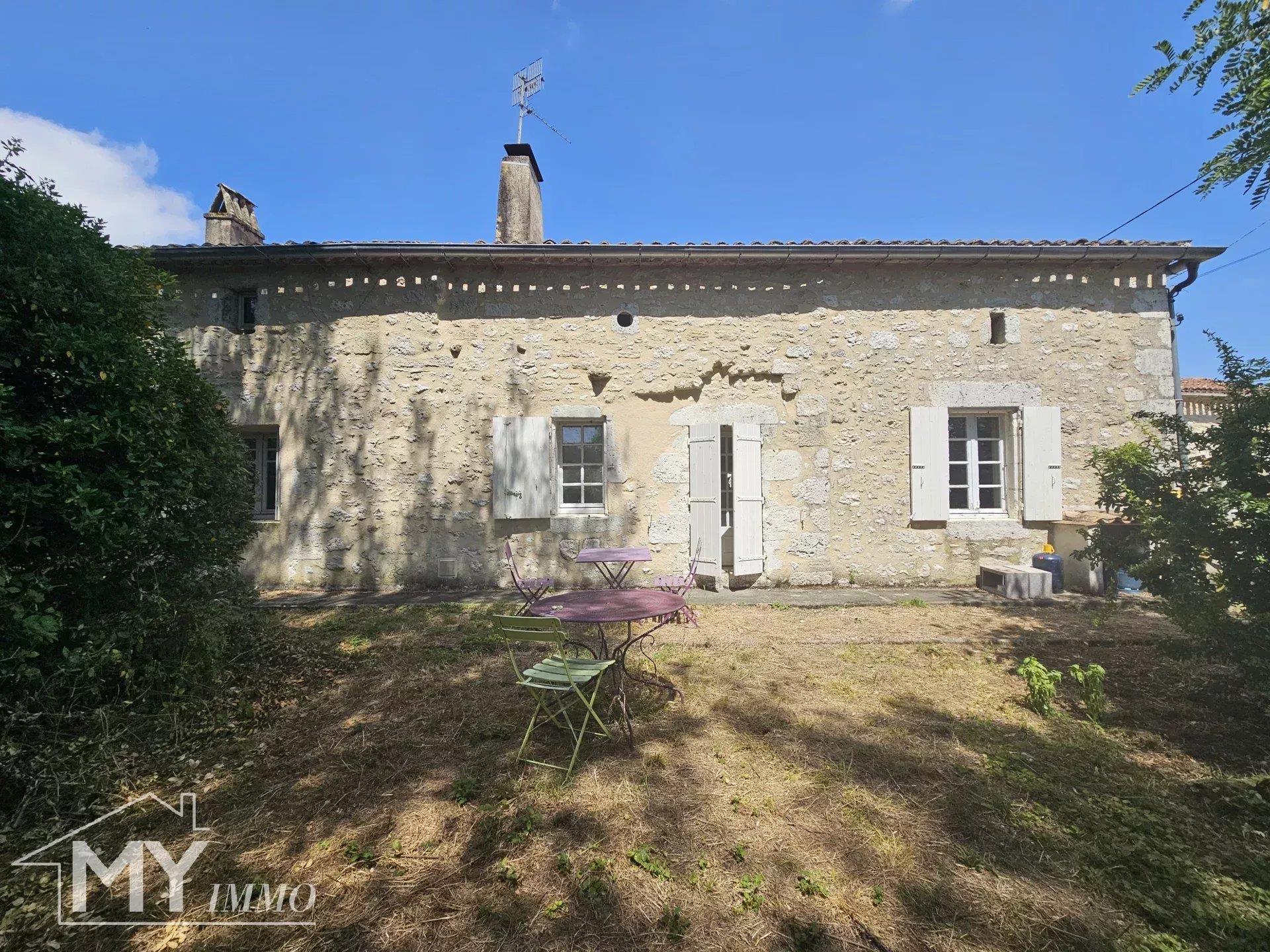 Maison à vendre, 164m², Montazeau