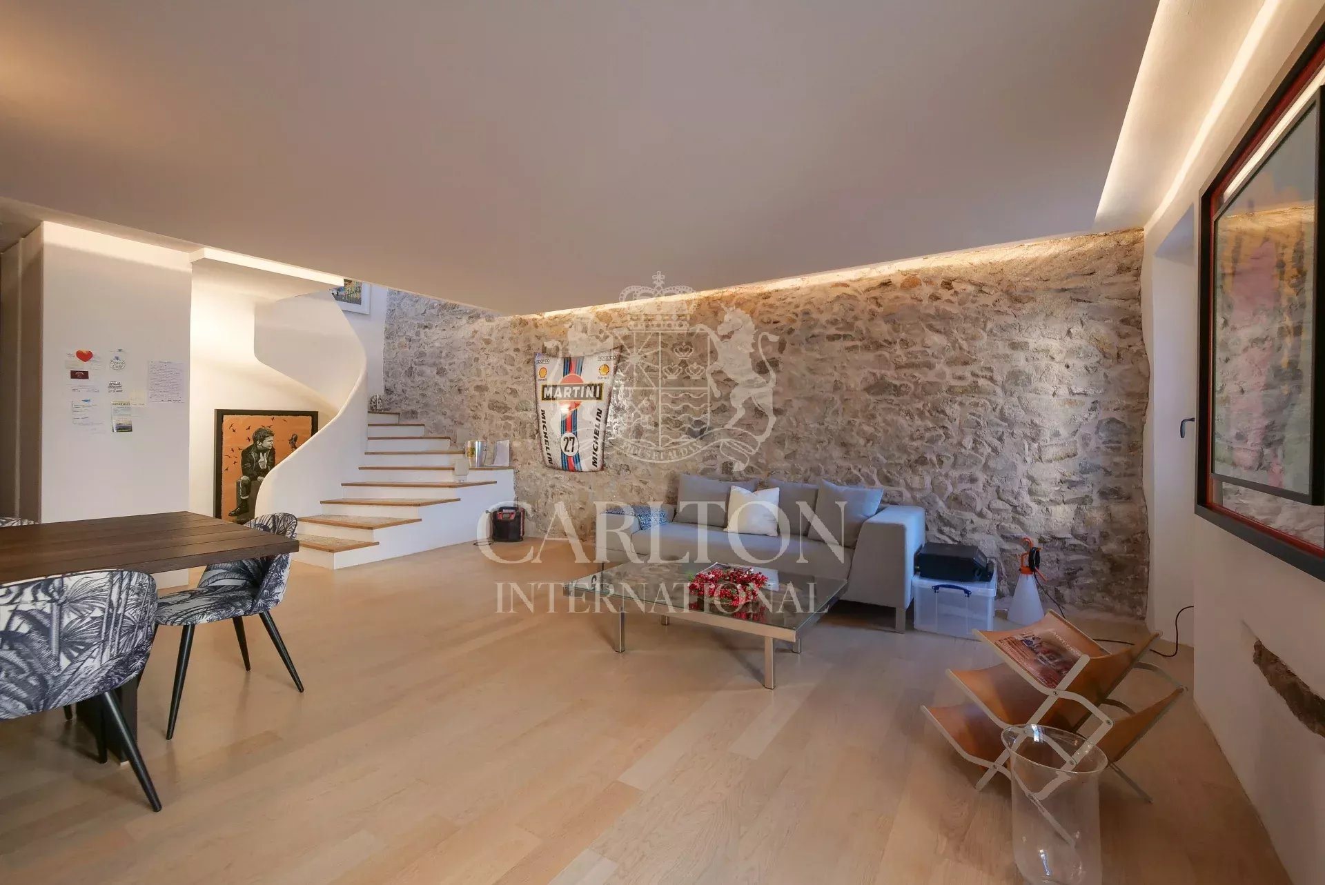Dom, 150 m², pozemok 3900 m²