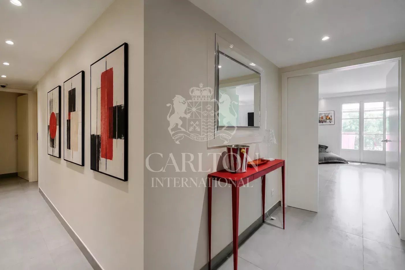 Spacious apartment with terrace in downtown - Ansicht 6