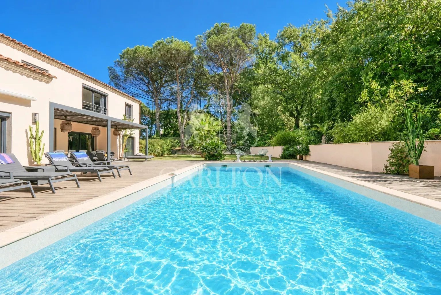 Maison à vendre, 193m², Gassin