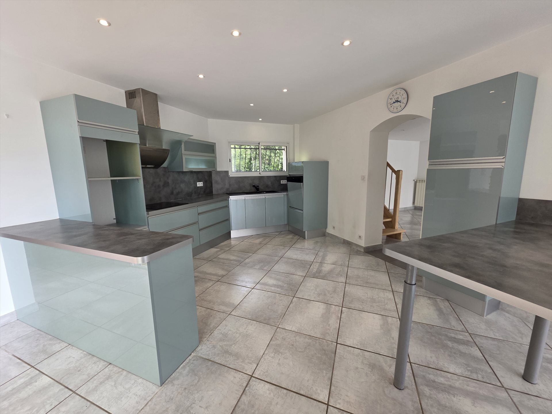Maison à vendre, 187m², Sainte-Maure-de-Peyriac