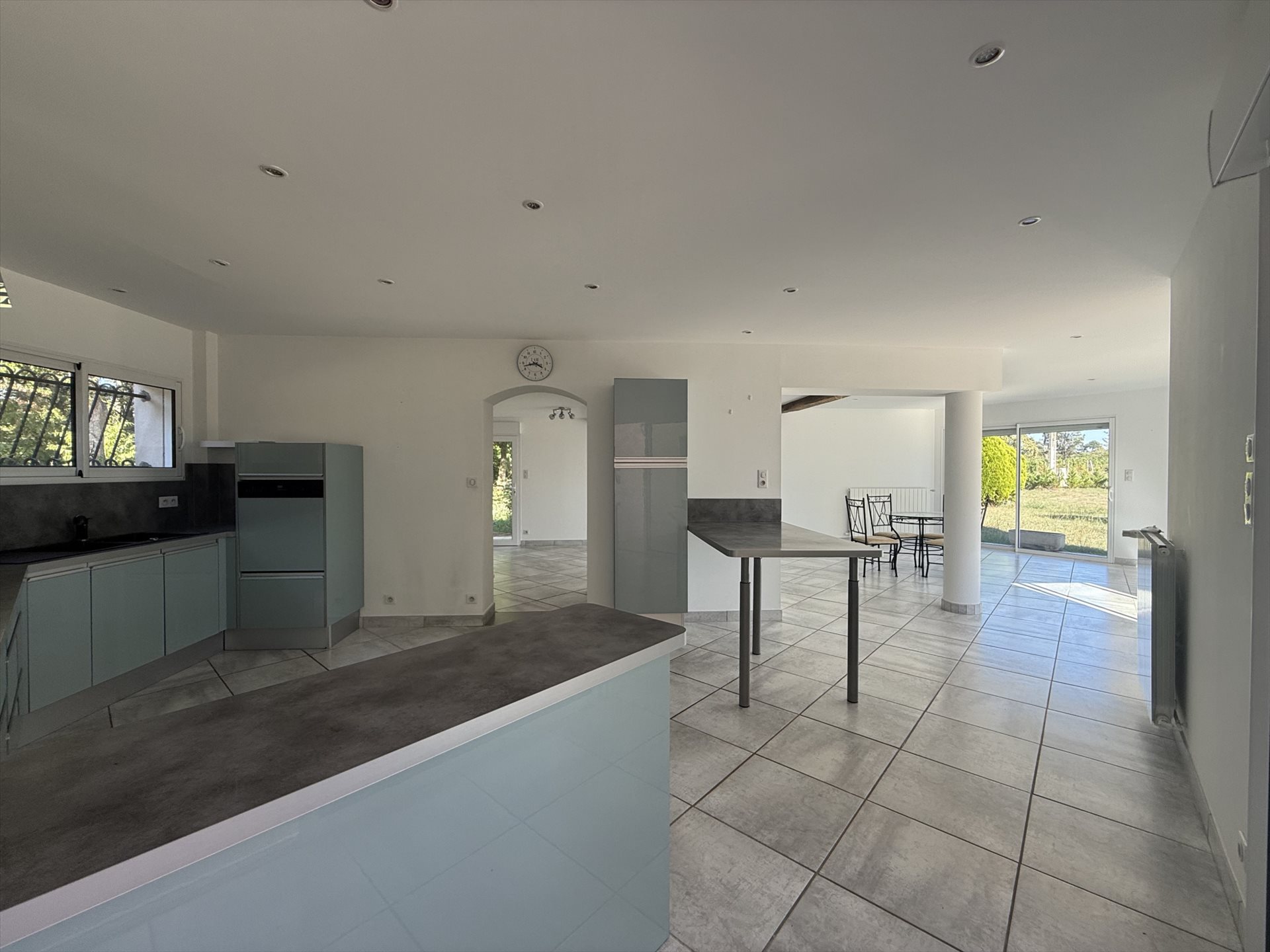 Maison à vendre, 187m², Sainte-Maure-de-Peyriac
