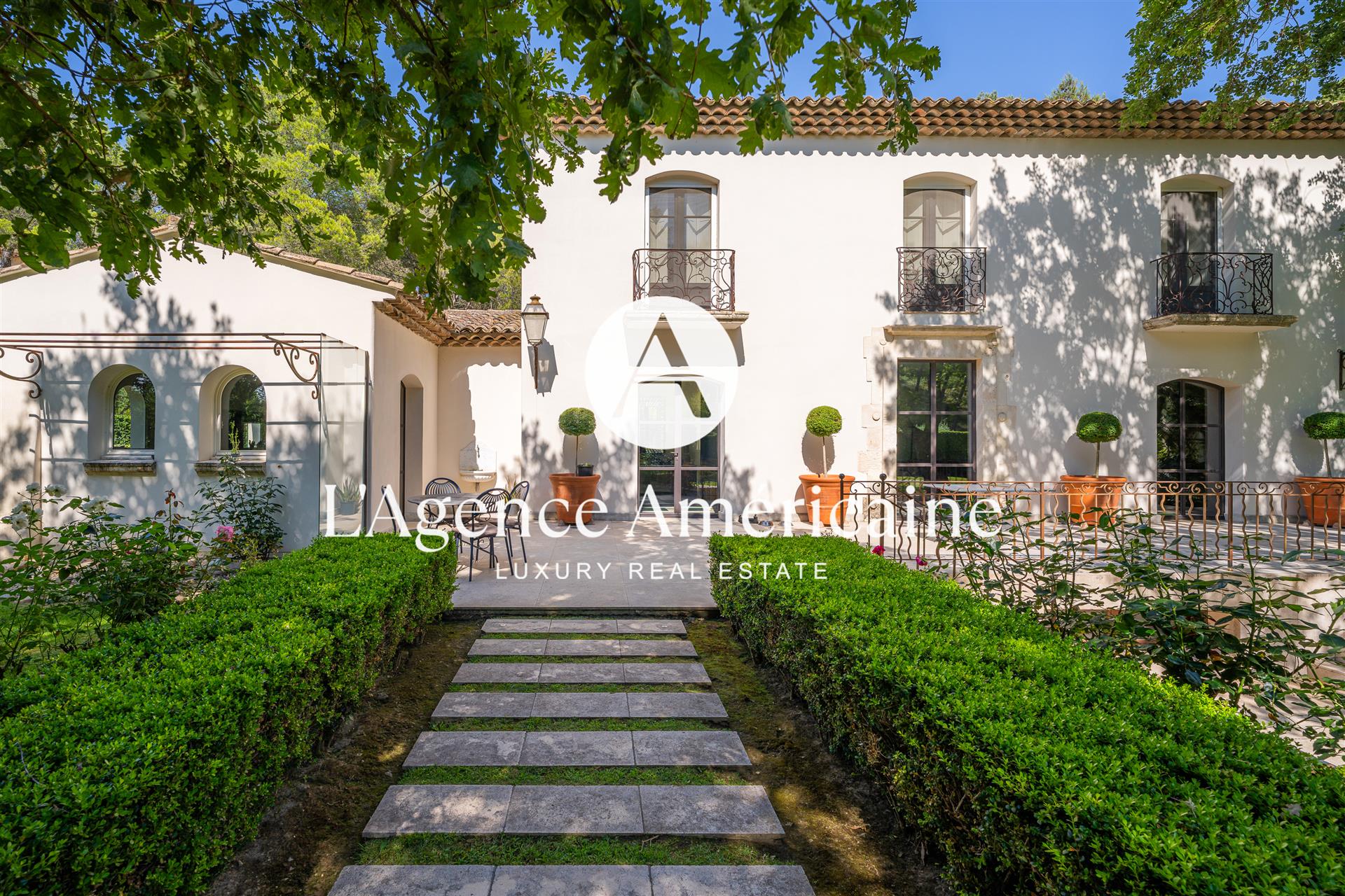 Maison à vendre, 610m², Mallemort