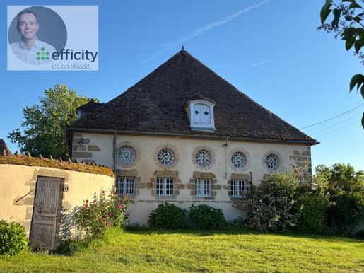 Maison 12 pièces 274 m² · à Franchesse · 274 m² · 450 000 €