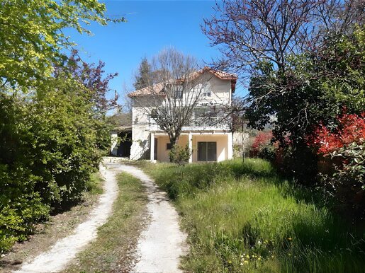 Maison 5 pièces 125 m² · à Millau · 125 m² · 327 000 €