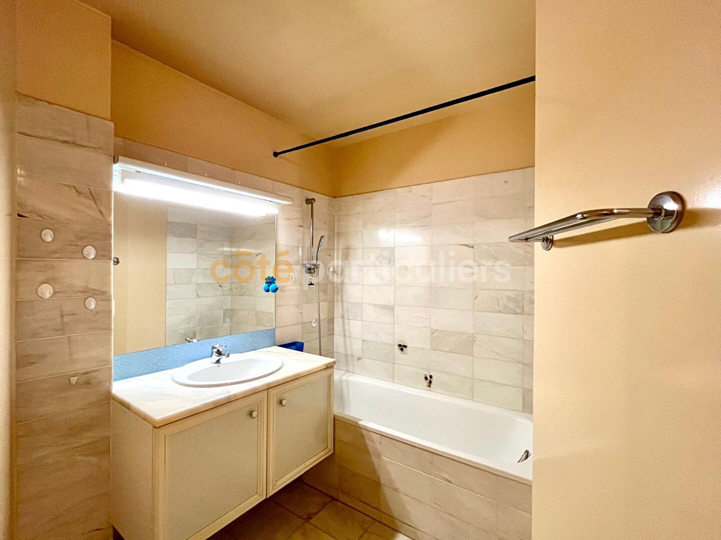 Appartement à vendre, 56m², Royan