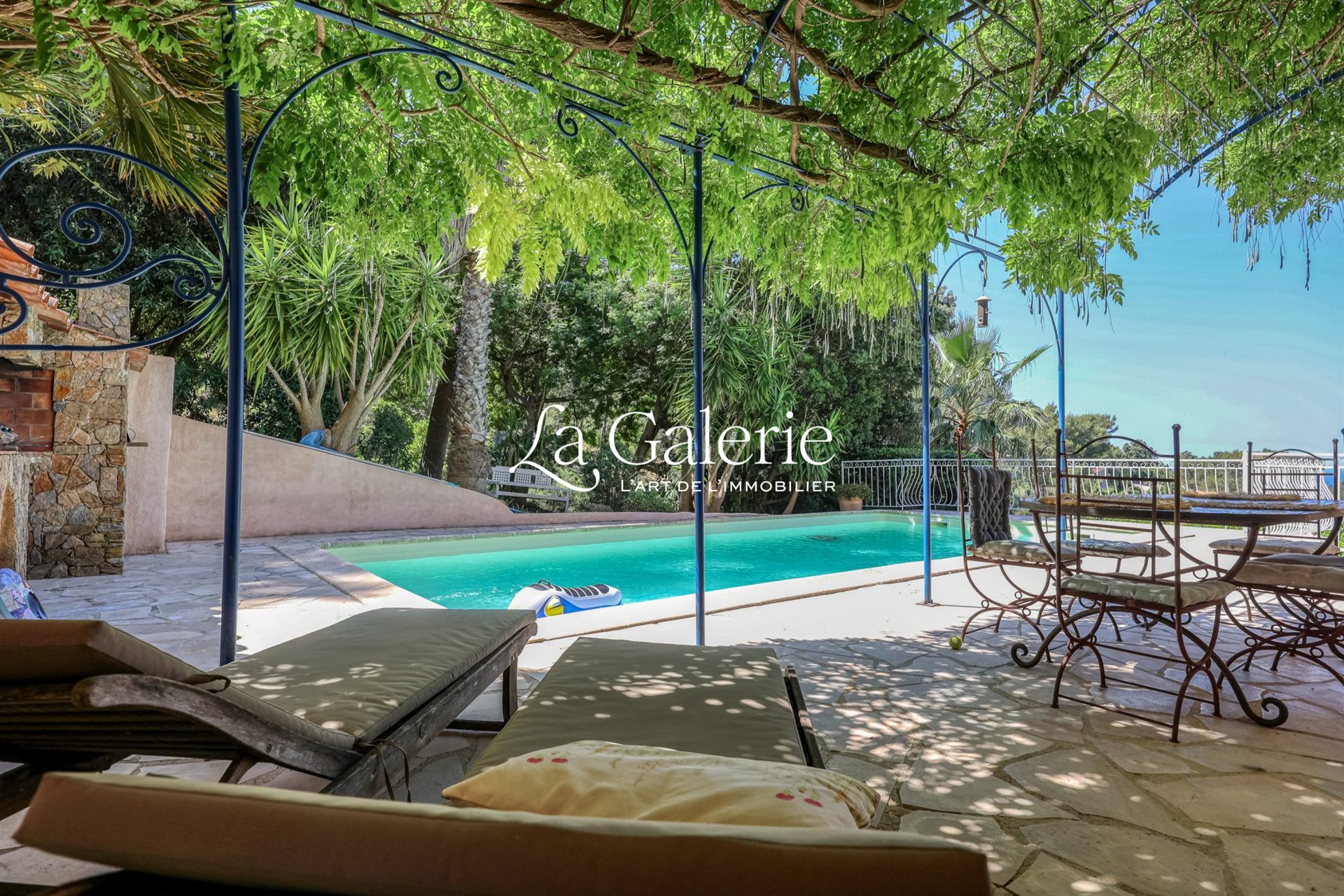 Maison à vendre, 196m², Carqueiranne