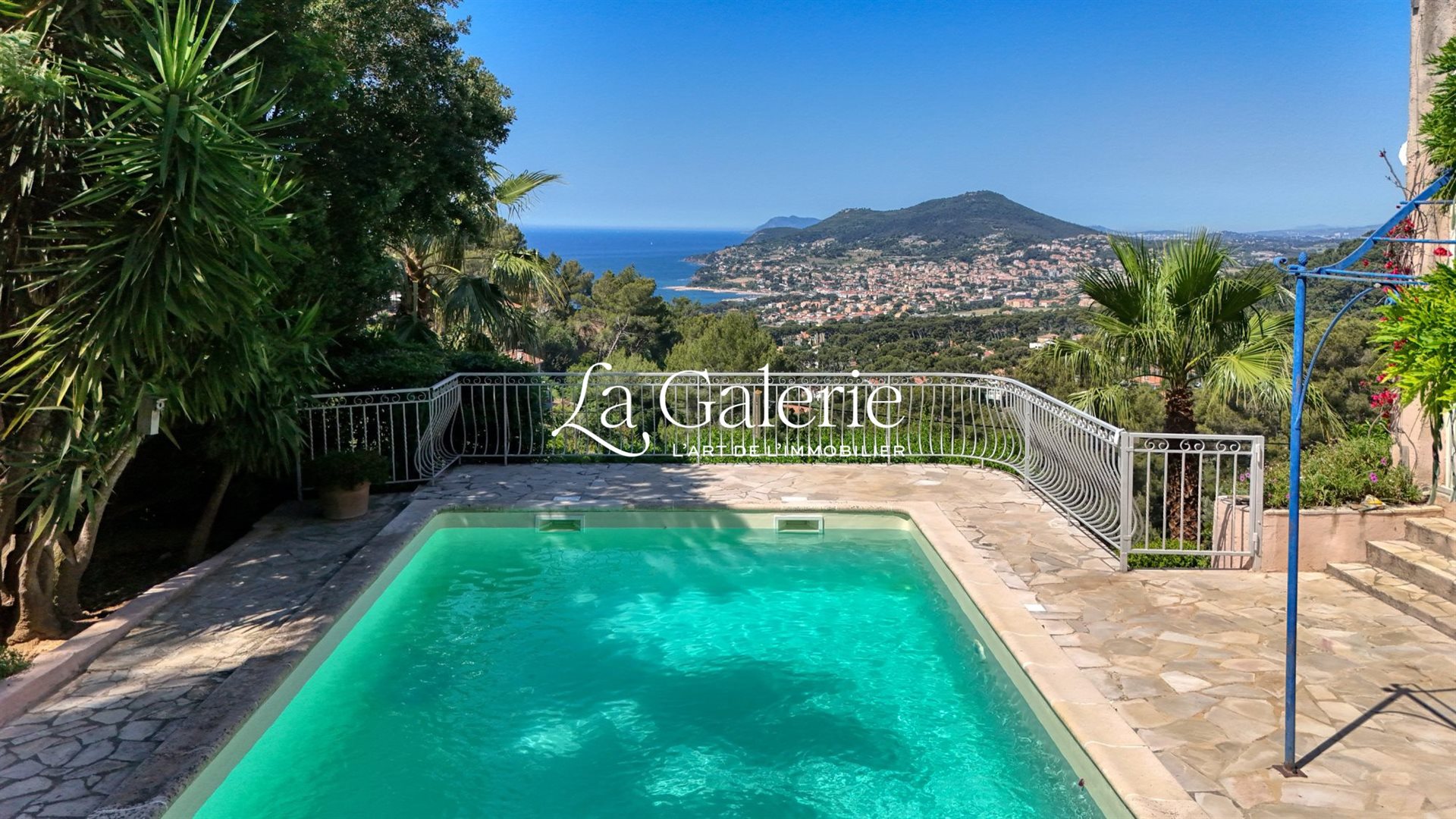 Maison à vendre, 196m², Carqueiranne