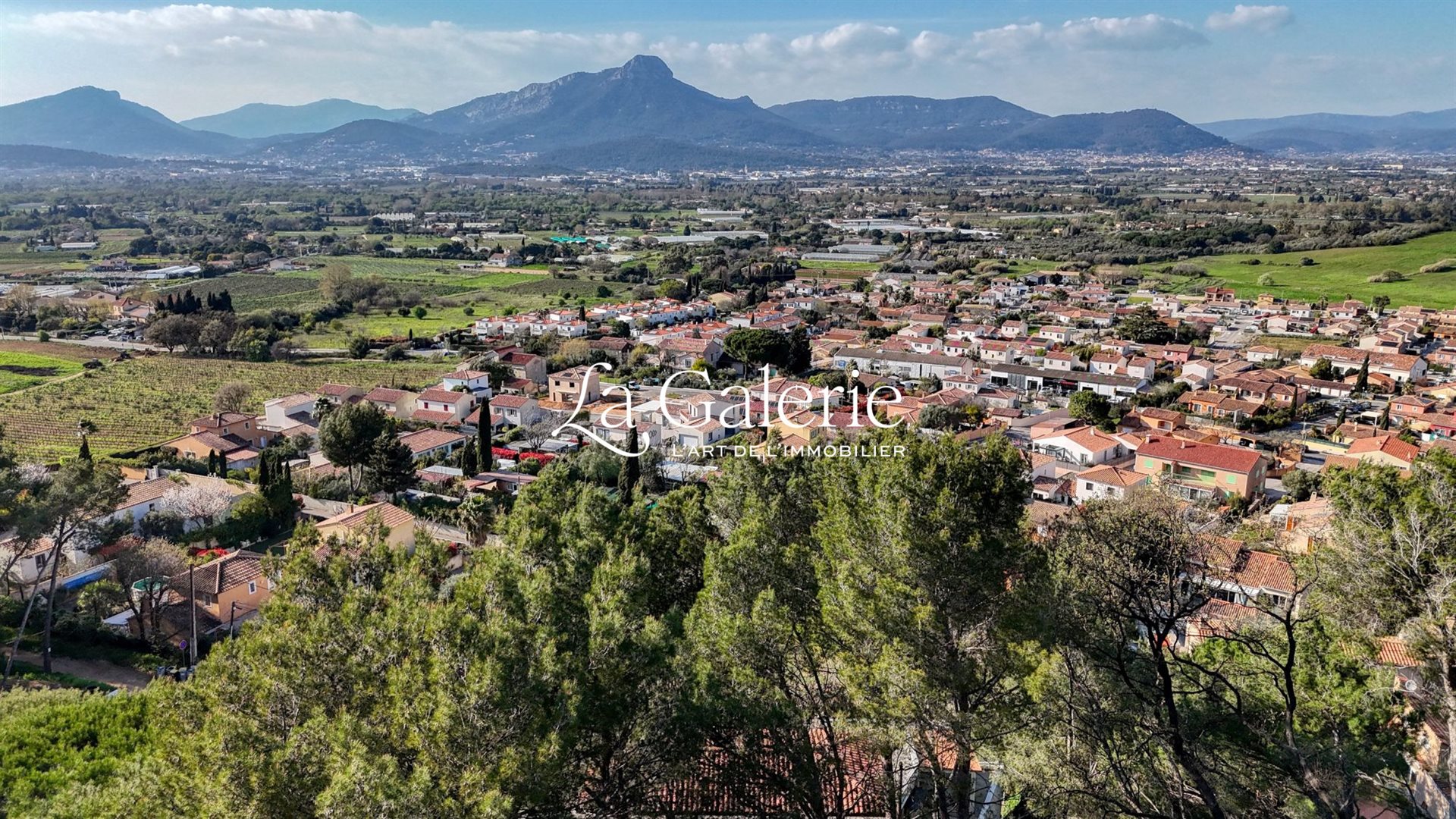 Maison à vendre, 160m², La Crau