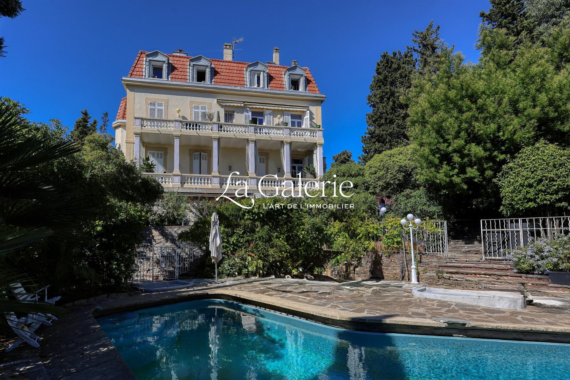 Appartement à vendre, 130m², Hyères