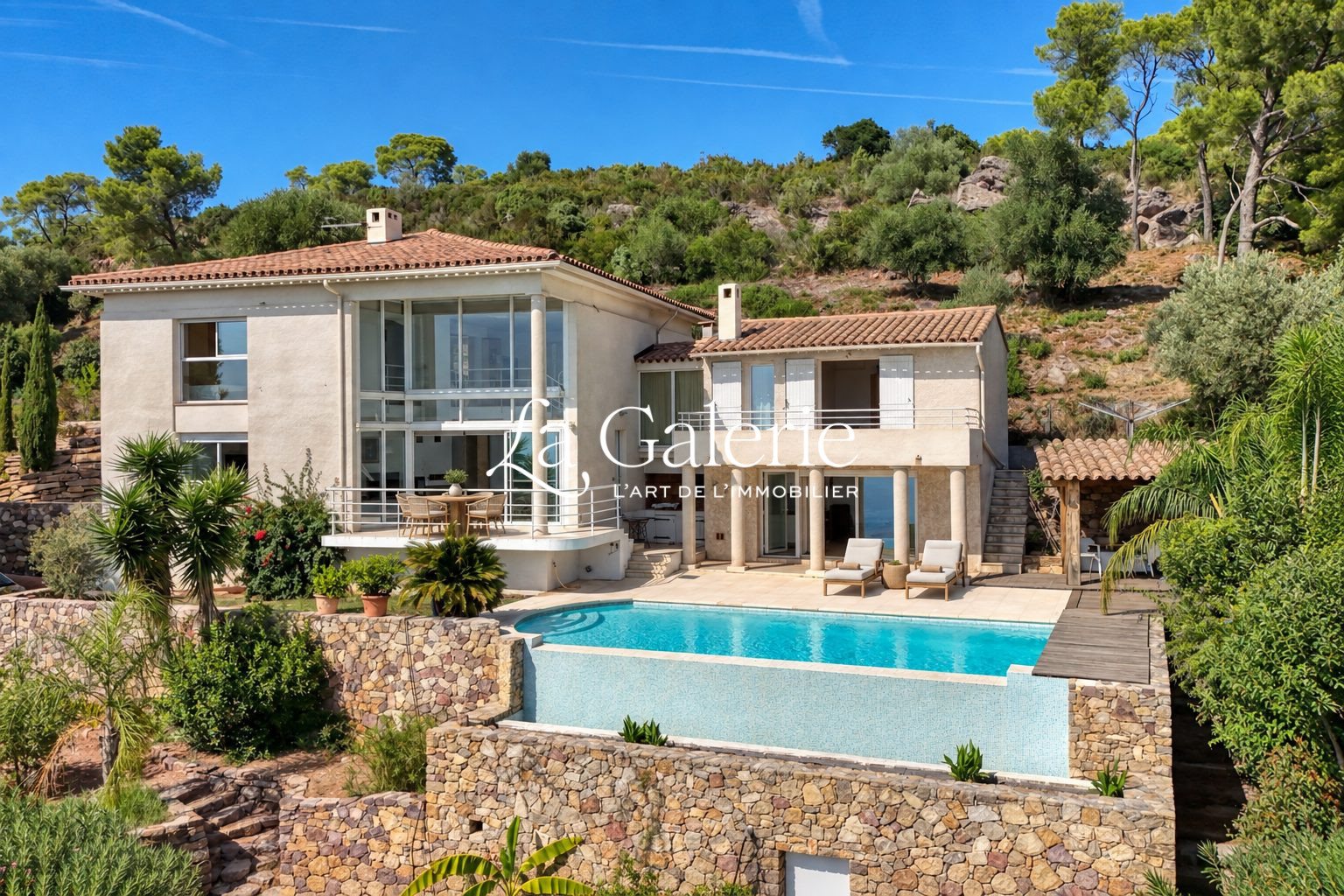 Maison à vendre, 200m², Carqueiranne
