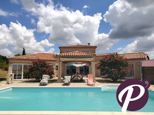 Maison 8 pièces 220 m² · à Issigeac · 220 m² · 472 500 €