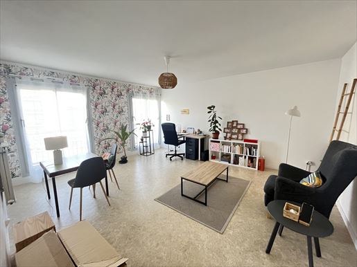 Appartement 2 pièces 54 m² · à Montluçon · 54 m² · 36 500 €