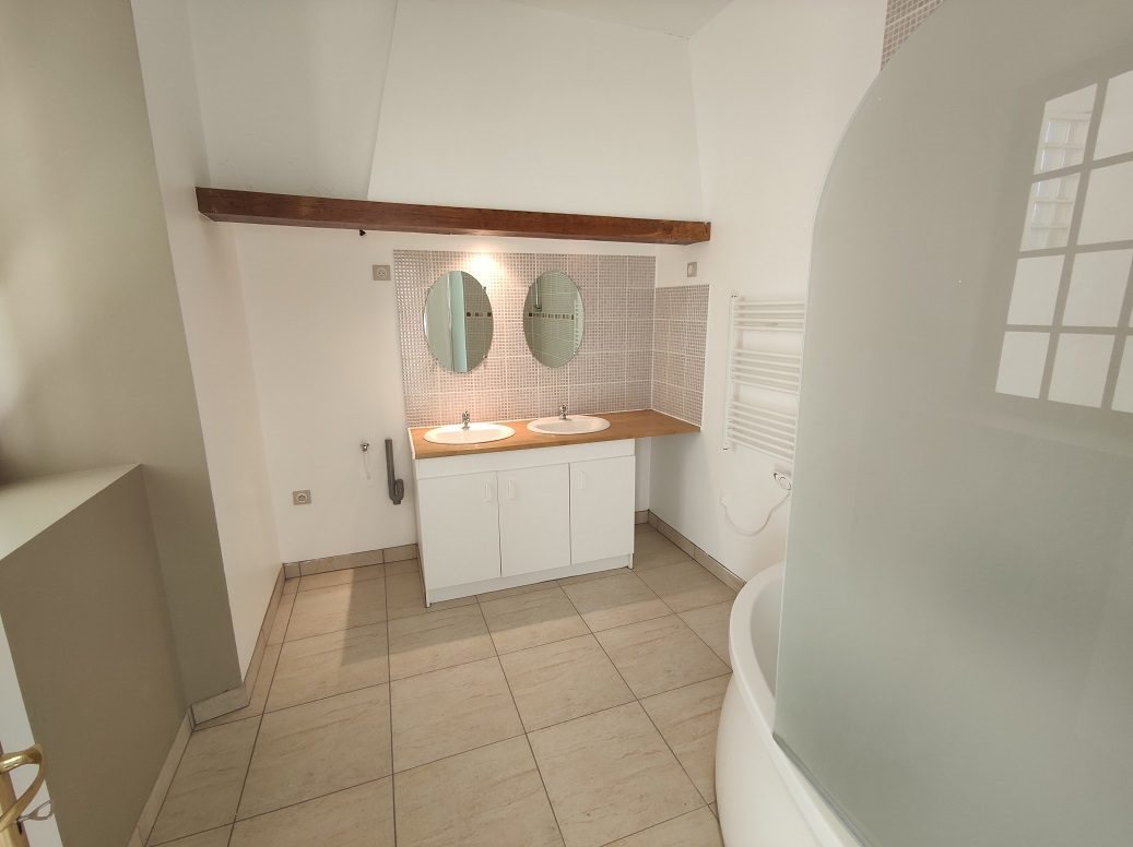Appartement à vendre, 110m², Montluçon