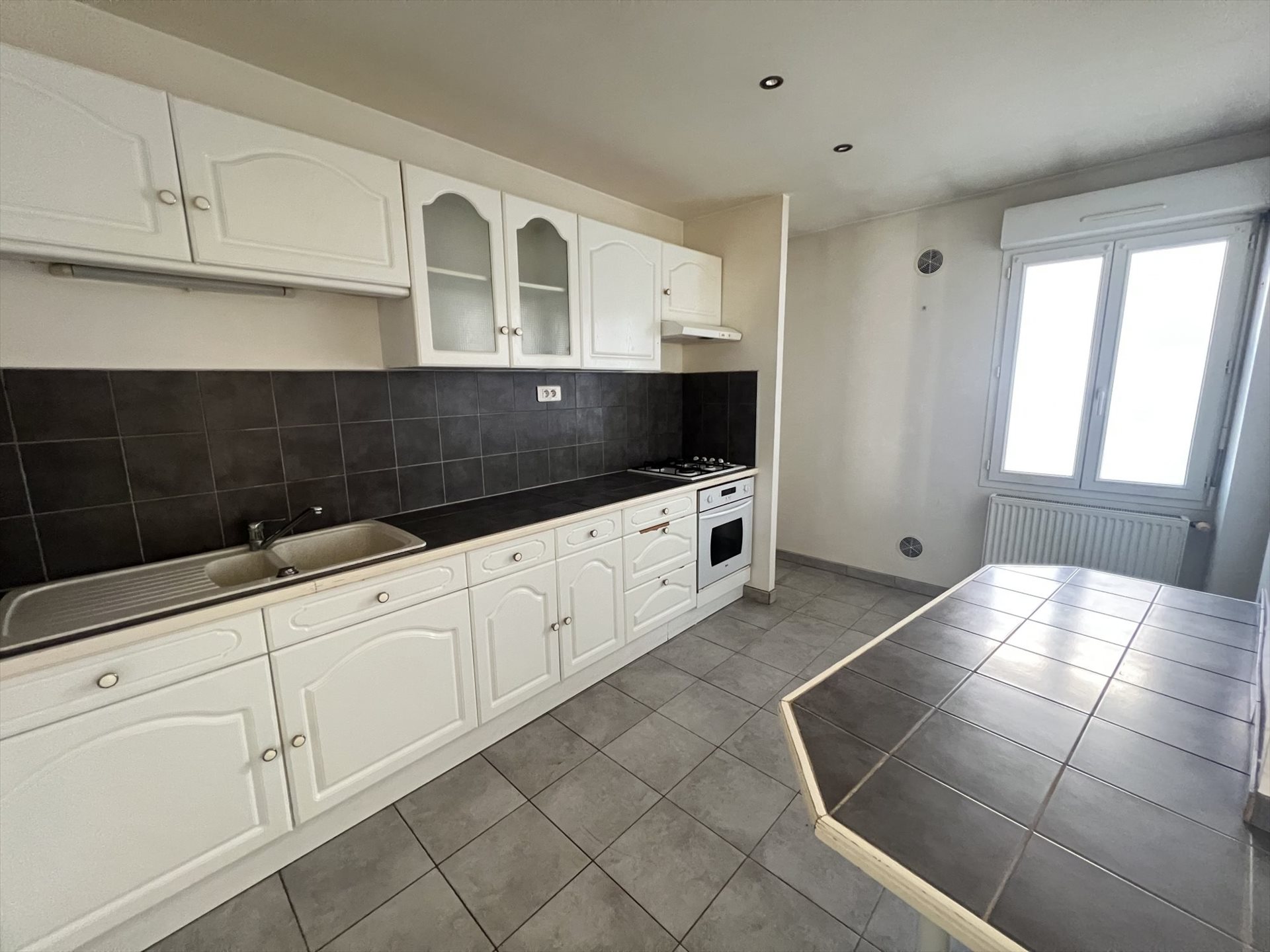 Maison à vendre, 650m², Montluçon