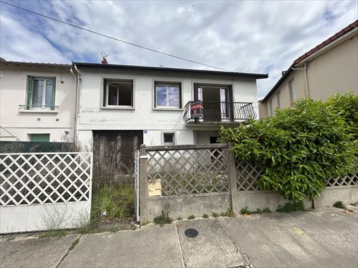 Maison 4 pièces 85 m² · à Montluçon · 85 m² · 98 000 €