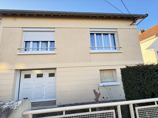 Maison 3 pièces 88 m² · à Montluçon · 88 m² · 98 000 €