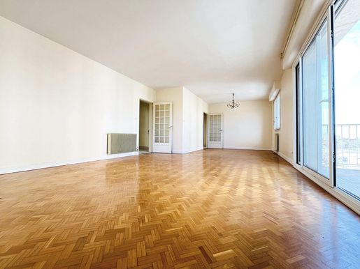 Appartement 4 pièces 103 m² · à Montluçon · 103 m² · 63 500 €