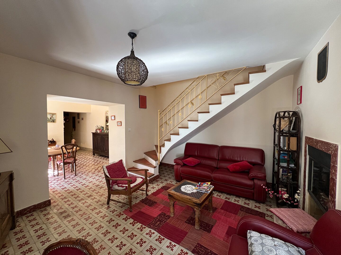 Maison à vendre, 330m², Saint-Martin-de-Castillon