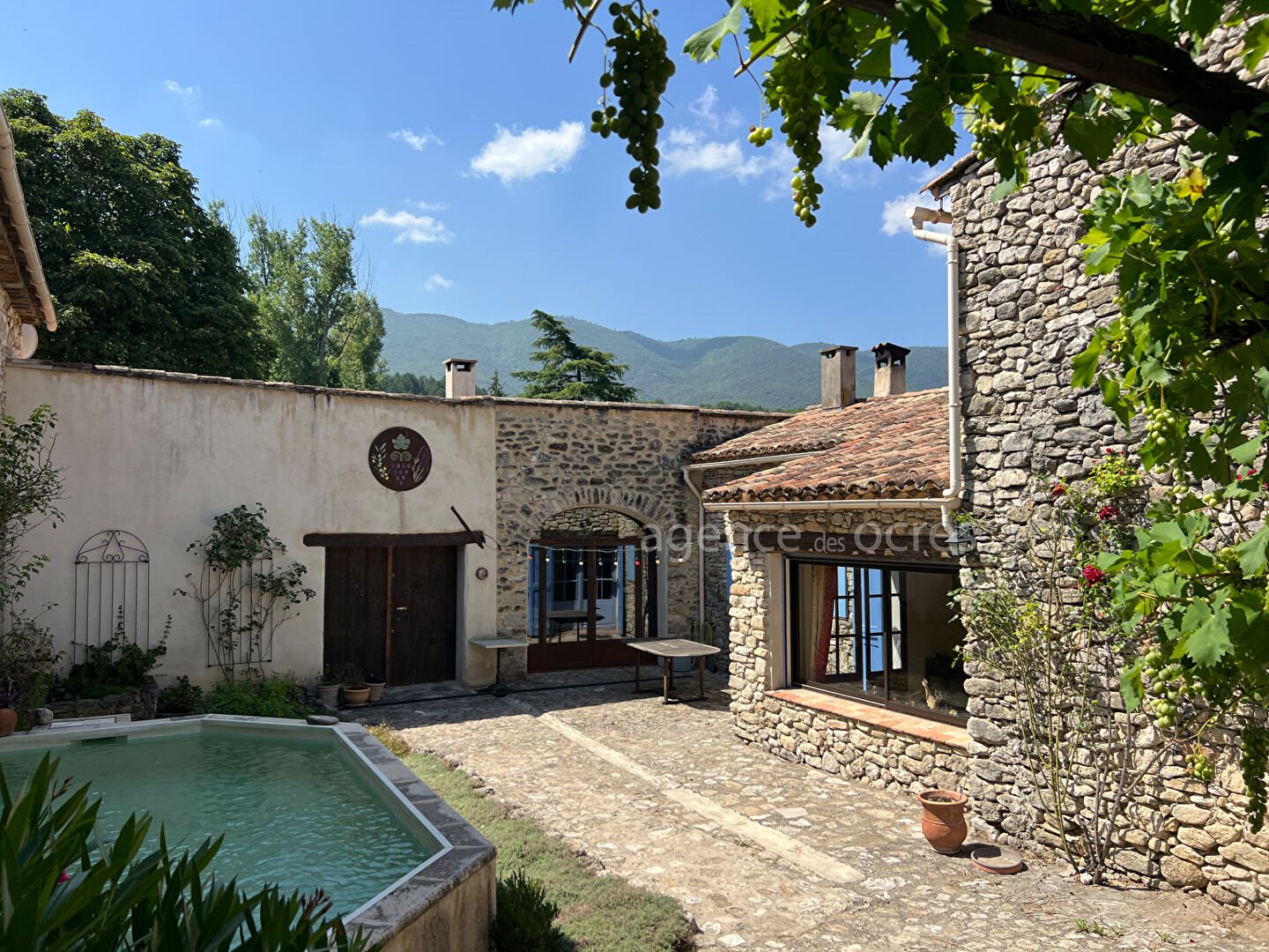 Maison à vendre, 330m², Saint-Martin-de-Castillon