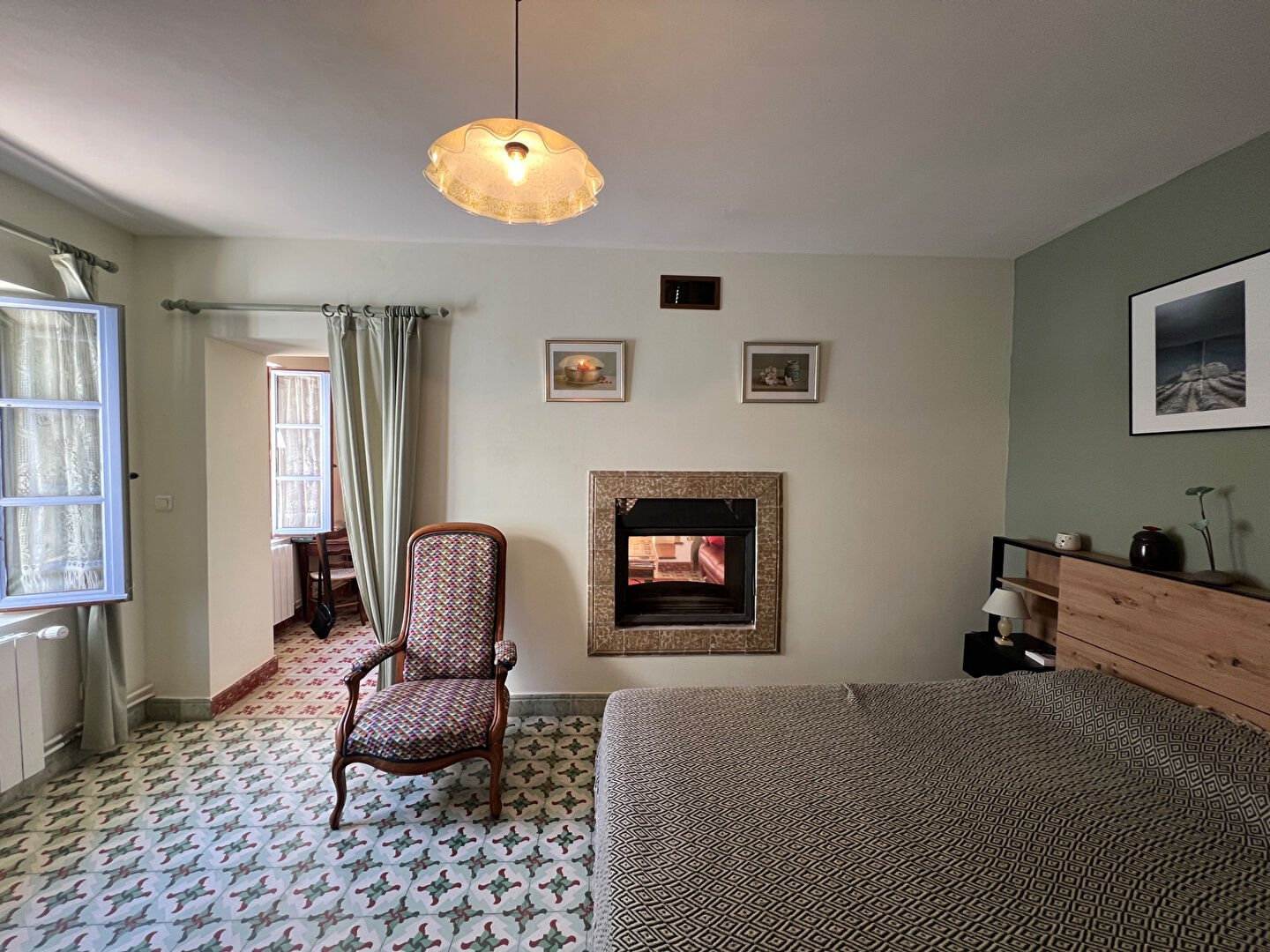 Maison à vendre, 330m², Saint-Martin-de-Castillon