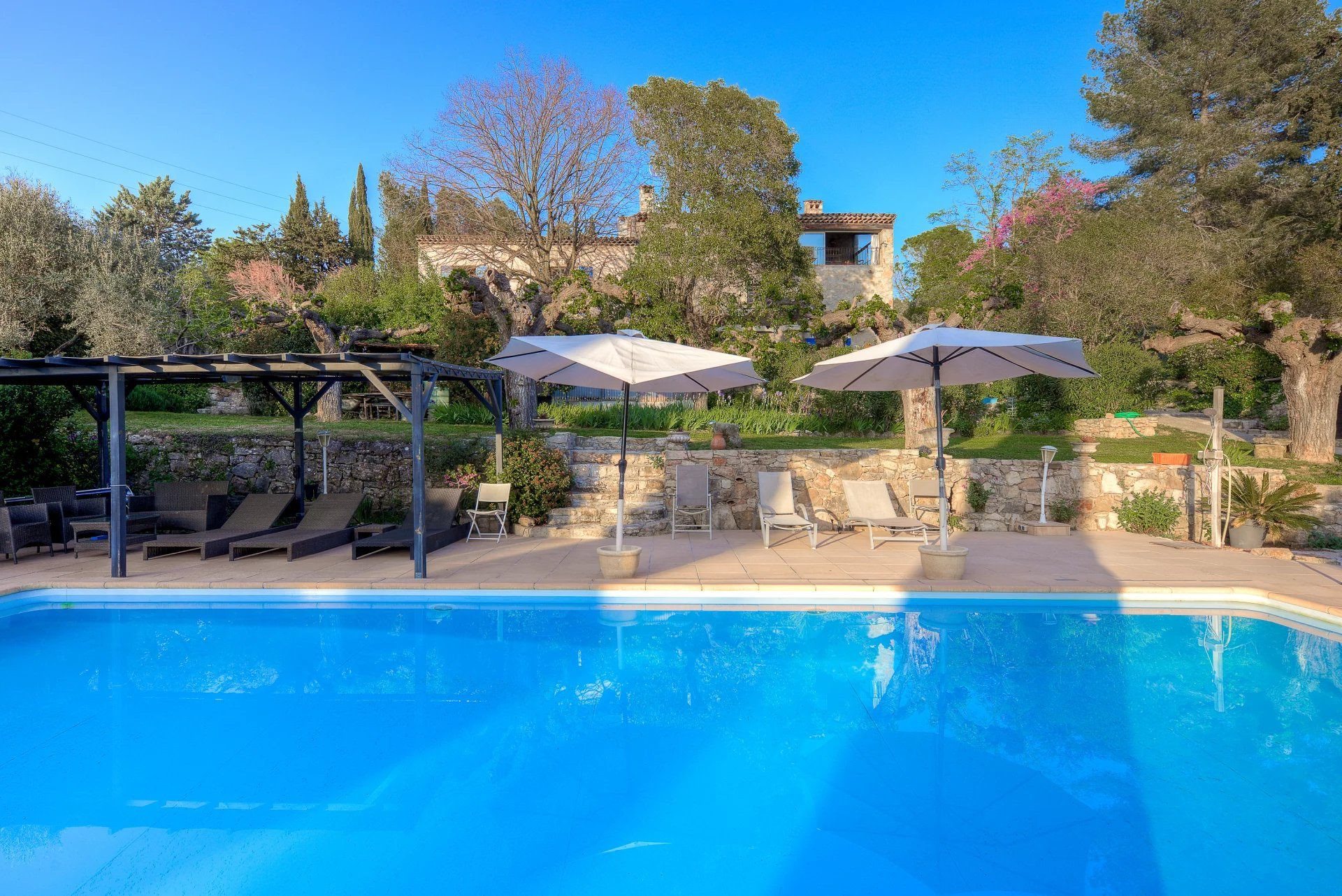 Maison à vendre, 342m², Draguignan