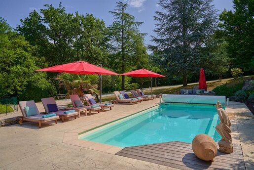 Maison 12 pièces 397 m² · à Vogüé · 397 m² · 1 056 000 €