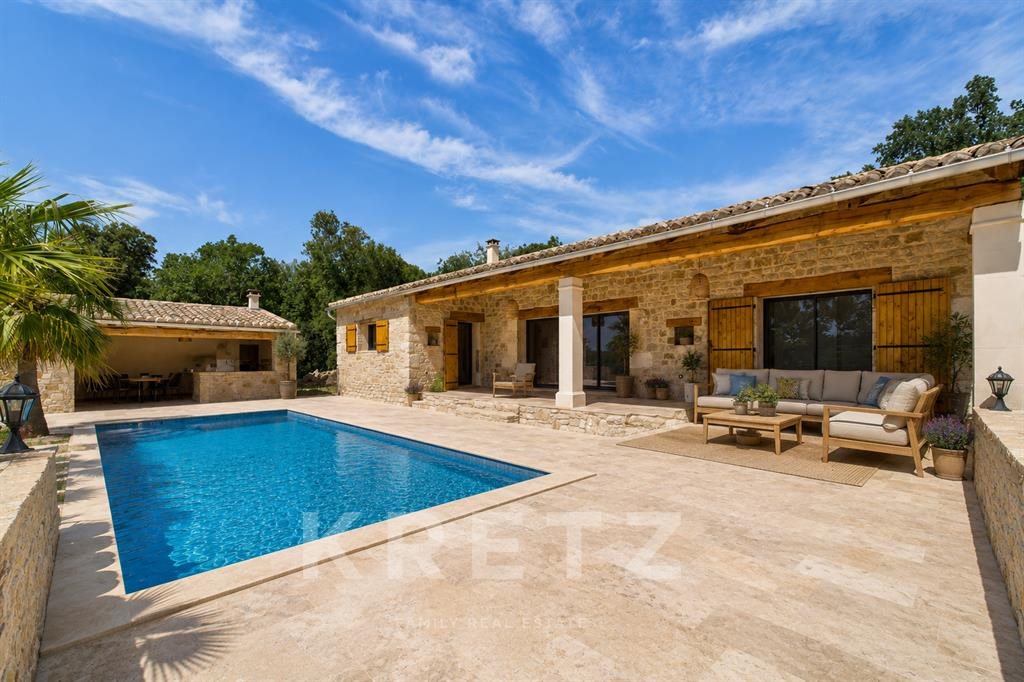 Maison à vendre, 170m², Uzès
