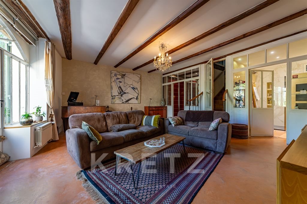 Maison à vendre, 360m², Uzès