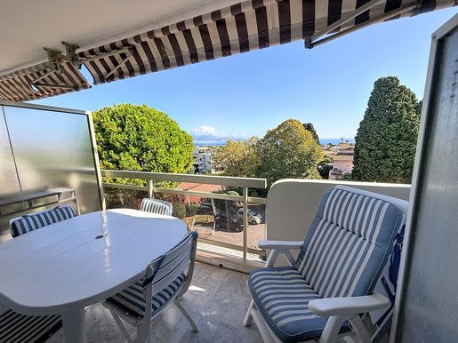 Appartement 2 pièces 58 m² · à Antibes · 58 m² · 350 000 €