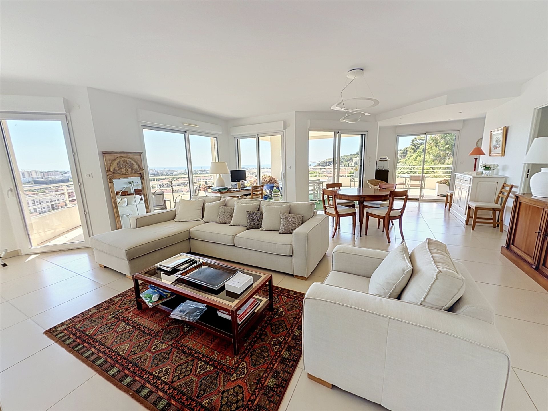 Appartement à vendre, 107m², Saint-Laurent-du-Var